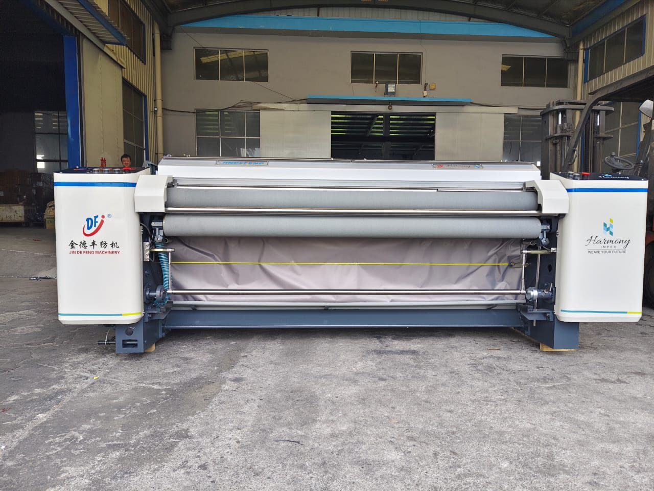 Plain Shedding Water Jet Loom